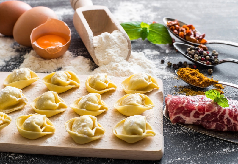 Spianatoia con tortellini fatti in casa - King's