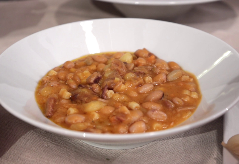 Pasta e fagioli con guanciale - King's