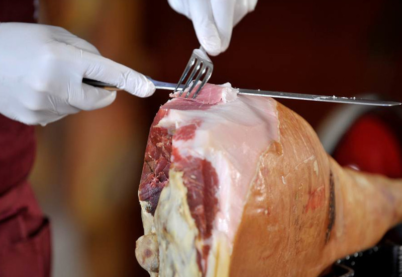 taglio a mano prosciutto crudo - King's