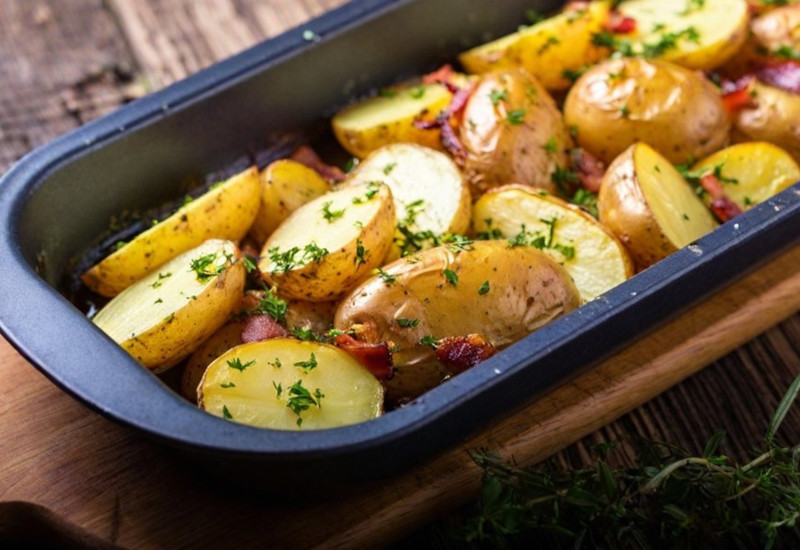 Patate al forno con speck – King’s Patate al forno con speck - King's