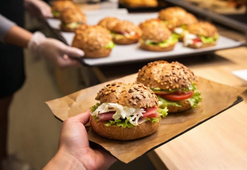 Idee per farcire panini da buffet con salumi - King's
