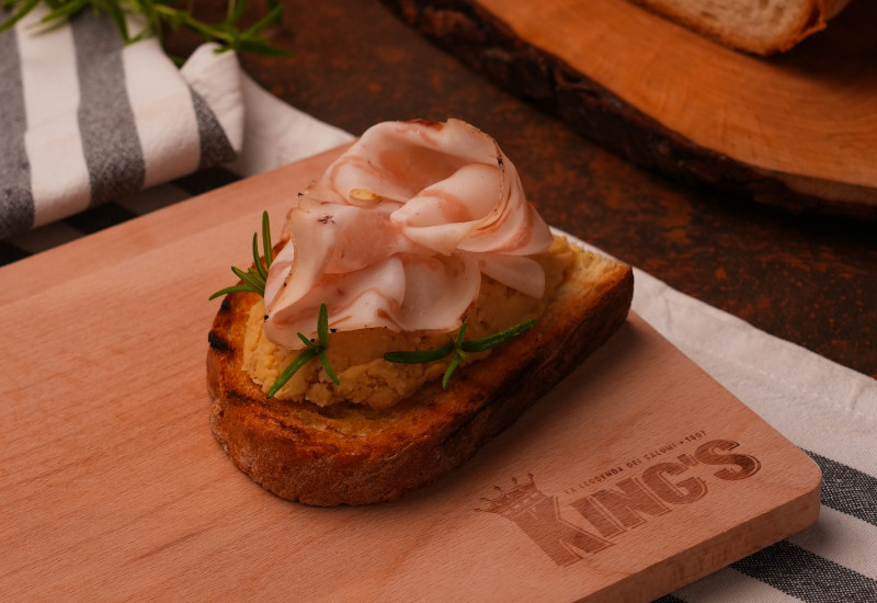 Crostini con guanciale - King's